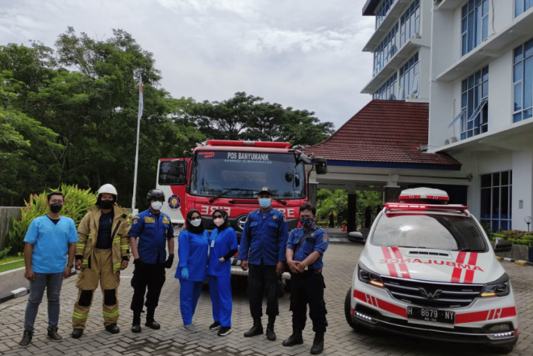 Ambulance-Semarang-4