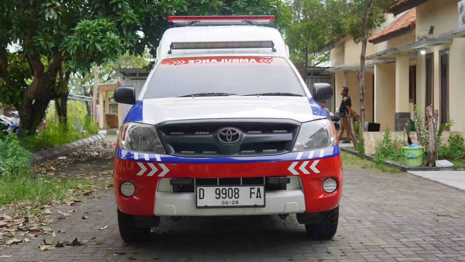 Amnbulance semarang Terbaik 11