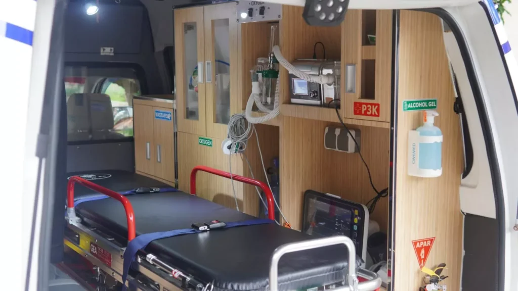 Amnbulance semarang Terbaik 12