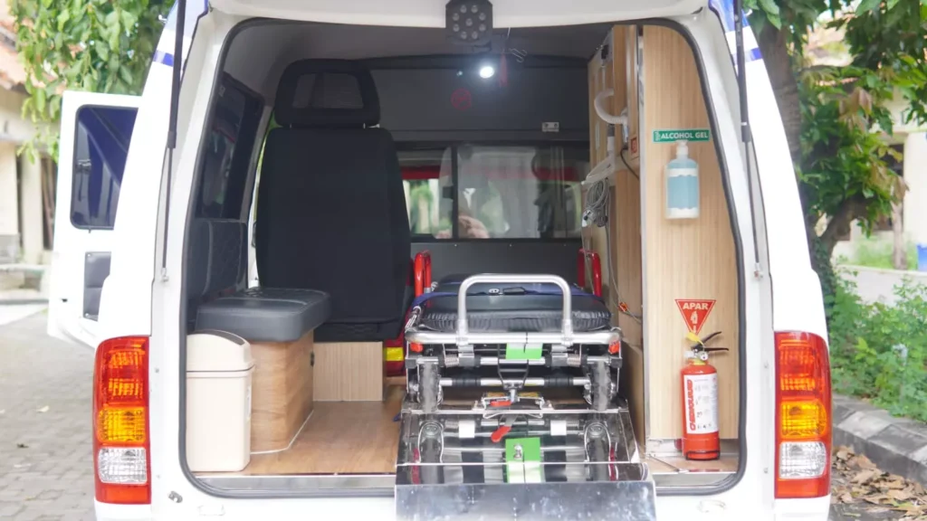 Amnbulance semarang Terbaik 9